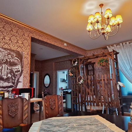 Family Hotel 陶格夫匹尔斯 外观 照片